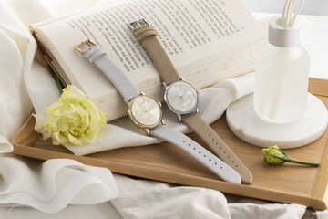 LOV-IN BOUQUET White Flower Watch